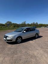 Volkswagen Passat 2.0 TDI DPF DSG 125kW Comfortline Com... - Volkswagen Passat: 125kw