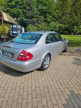 Mercedes-Benz E 240  ELEGANCE Elegance - Mercedes-Benz E 240 Gebrauchtwagen