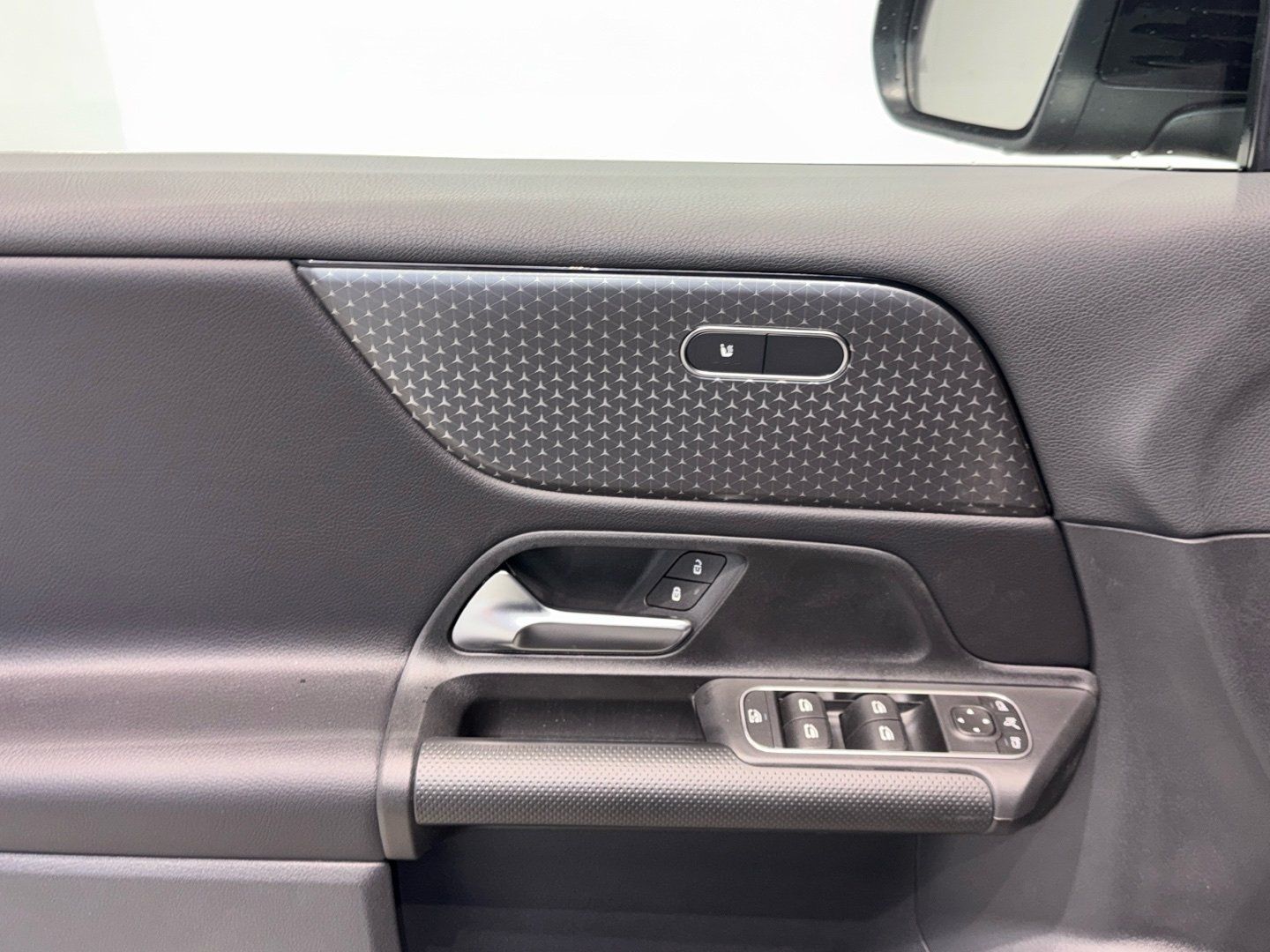Mercedes-Benz GLB 200 d Rückfahrkamera Totwinkel Carplay LED foto 15
