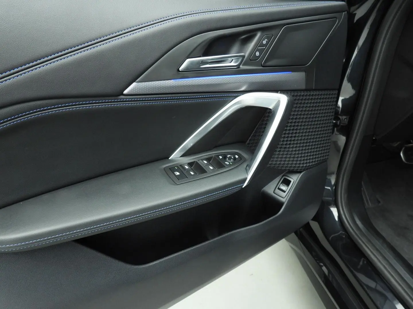 BMW X1 sDrive20i M-Sportpakket LED navi AHK, миниатюра 20