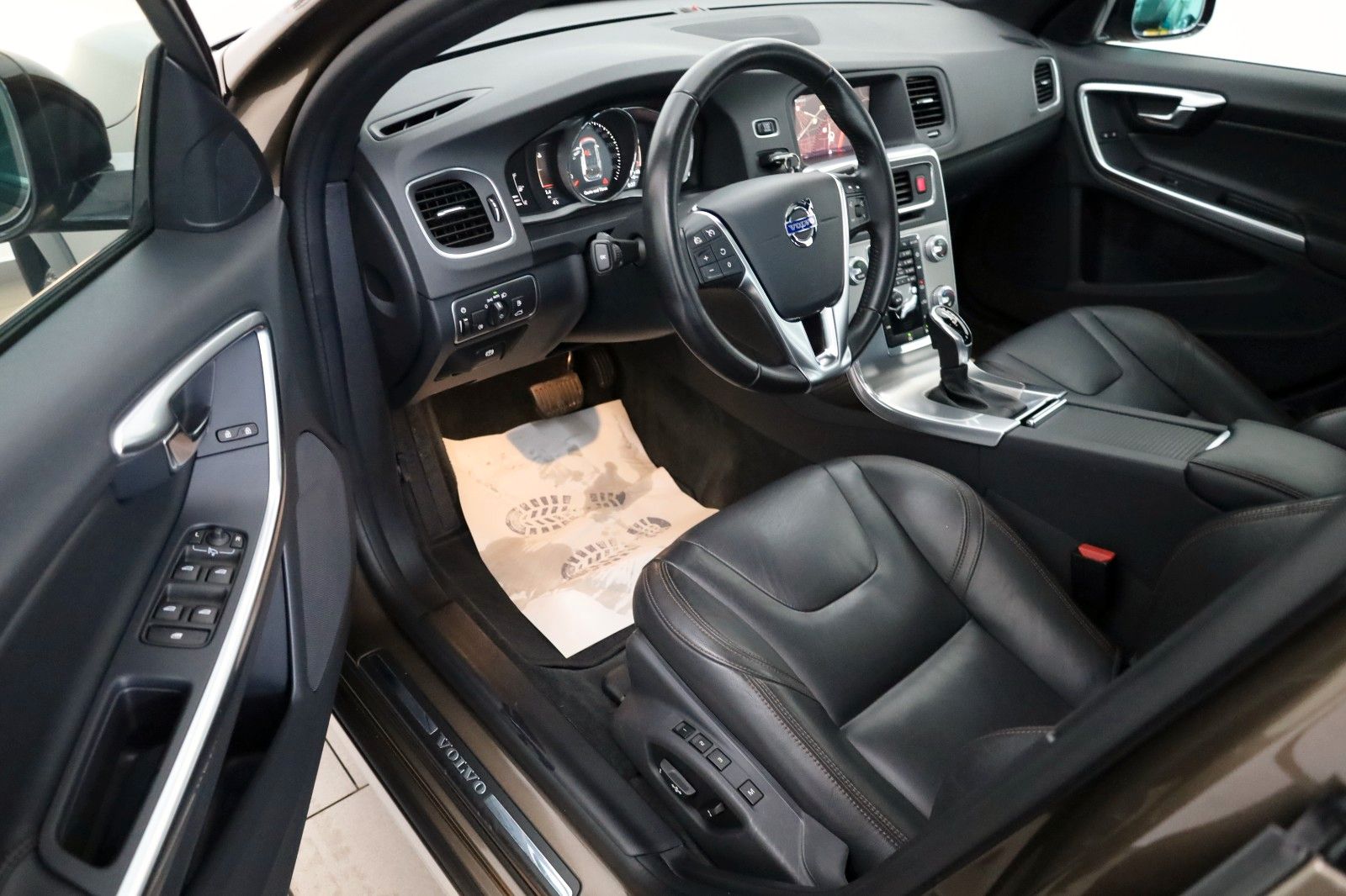 Fahrzeugabbildung Volvo V60 Cross Country Pro Leder,Navi,Xenon,SD,SH,Cam