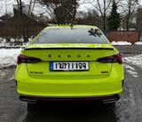 Skoda Octavia 2.0 TDI DSG RS // HUD // Keyless - Skoda Octavia: Grün, RS