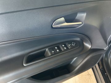 Jeep Avenger Elektro Altitude Electric KeyLess LED