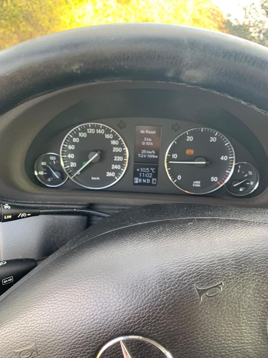 Mercedes-Benz 220 2006 — photo 15