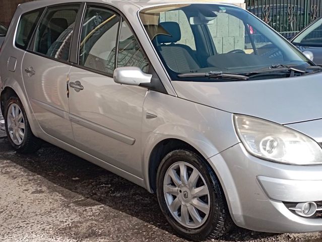 Renault Scenic Scénic 1.9 dCi/130CV Conquest