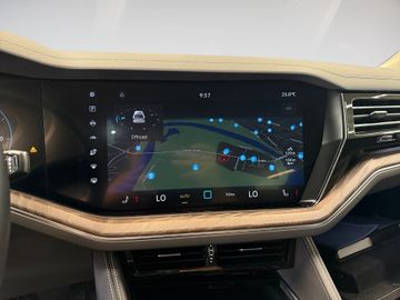 Volkswagen Touareg - 12