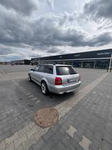 Audi S4 2.7 quattro Avant  - Audi S4 aus 2001: Kombi