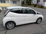 Toyota Aygo (X) 1,0-l-VVT-i x-play x-play - gebrauchte Toyota Aygo (X) aus dem Jahr 2017