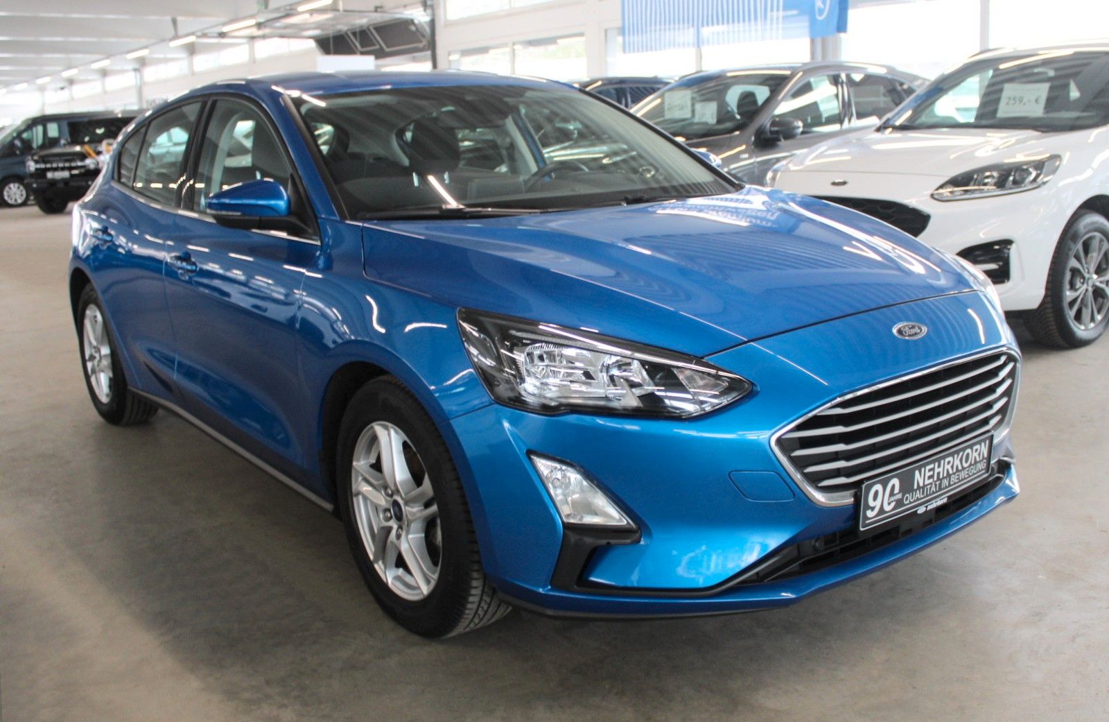 Fahrzeugabbildung Ford Focus Cool & Connect LED NAVI CAM PDC WinterPak.
