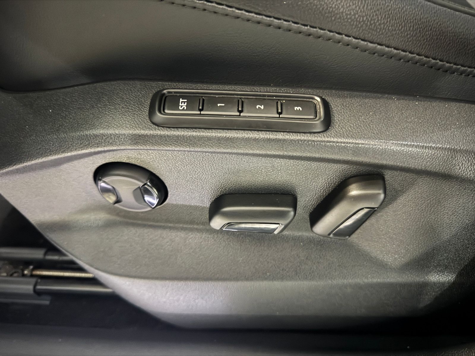 Fahrzeugabbildung SEAT Tarraco Xcellence 4DRIVE 7-SITZER ABSOLUT VOLL