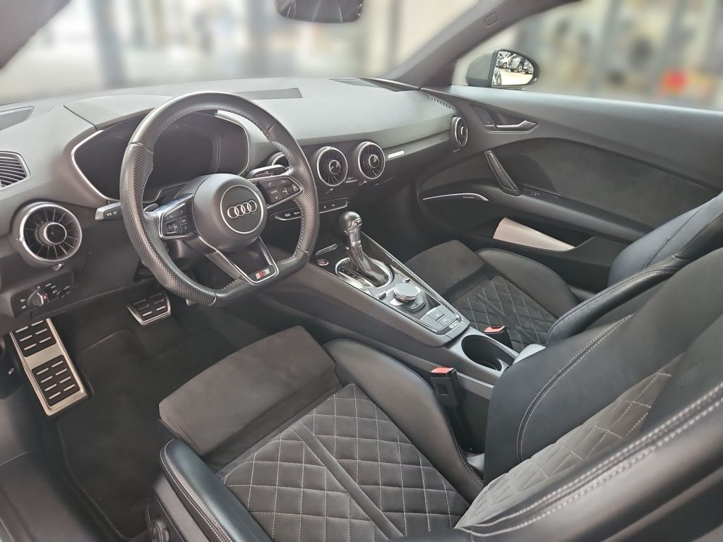 Fahrzeugabbildung Audi TT 45 Coupe quattro S-Line Matrix-LED Sound