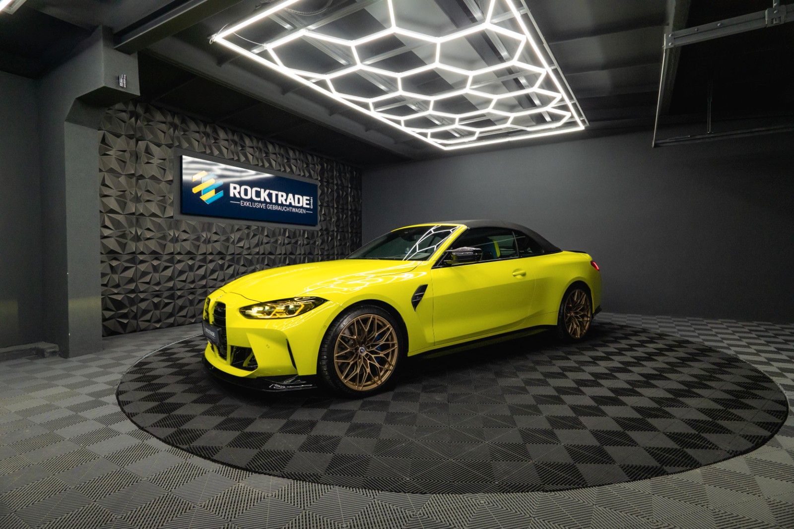 Fahrzeugabbildung BMW M4 Cabrio xDrive Competition AC Schnitzer LASER