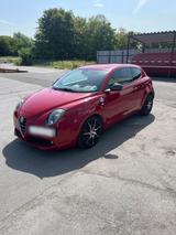 Alfa Romeo Mito QV TCT - Alfa Romeo MiTo mit Benzin-Antrieb: Automatik