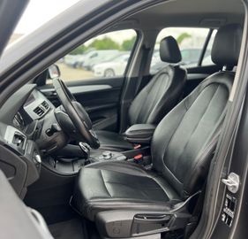 BMW X1 - 11