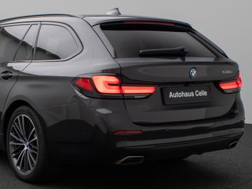 Fahrzeugabbildung BMW 530e Panorama Kamera Laser HUD DAB H/K ACC AHK