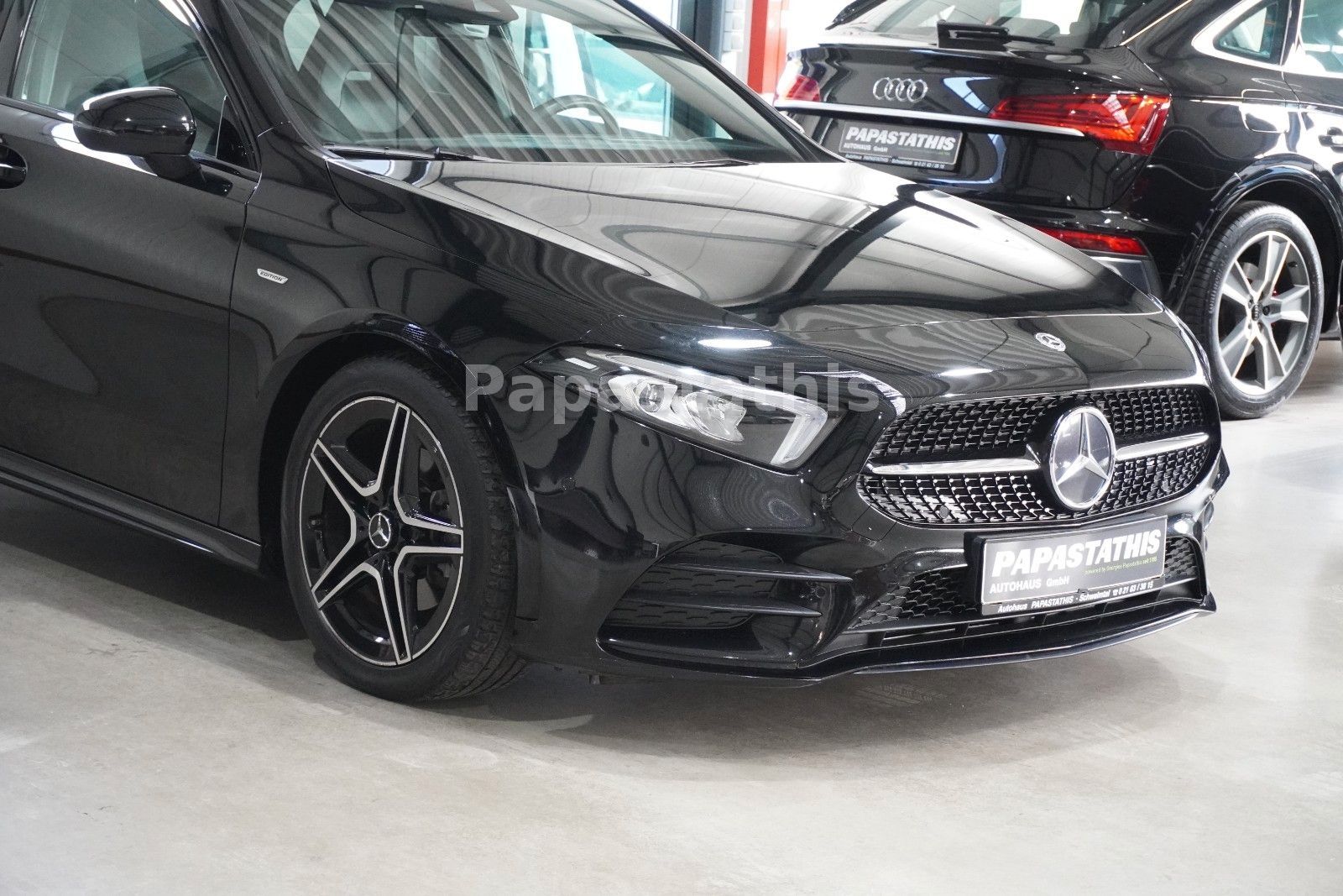 Mercedes-Benz A 200 d AMG Edition 2021 WIDE CAM AMBIENTE LED foto 2