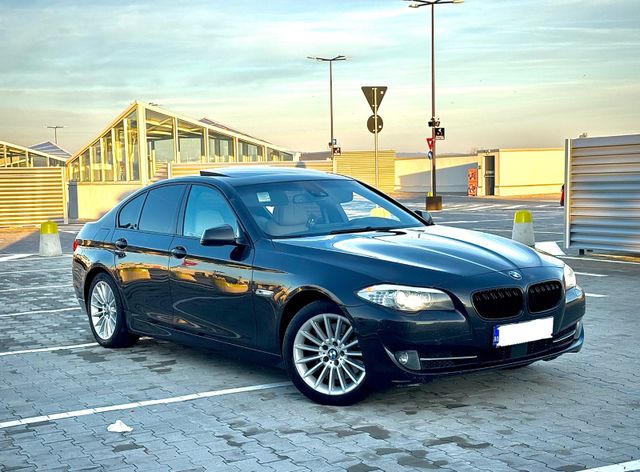 BMW 530D - Premium Options.