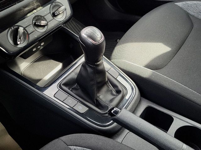 Fabia 1.0MPI Active ParkPilot Sitzhzg.