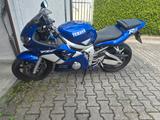 Yamaha YZF R6 - YAMAHA 2000 YZF R6