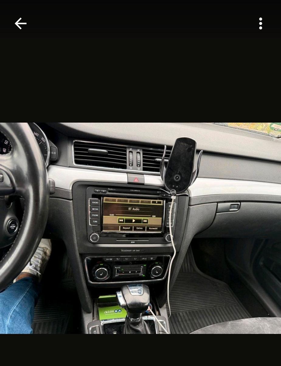 Skoda Superb 2012 — photo 13