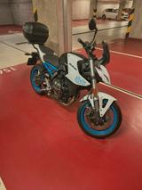 Suzuki GSX 8s + Kofferhalter, Windschild - SUZUKI GSX 8S
