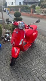 Vespa Primavera 50 RED - Offers