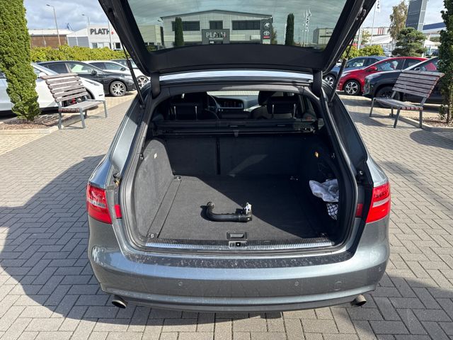 Audi A4 Avant Attraction