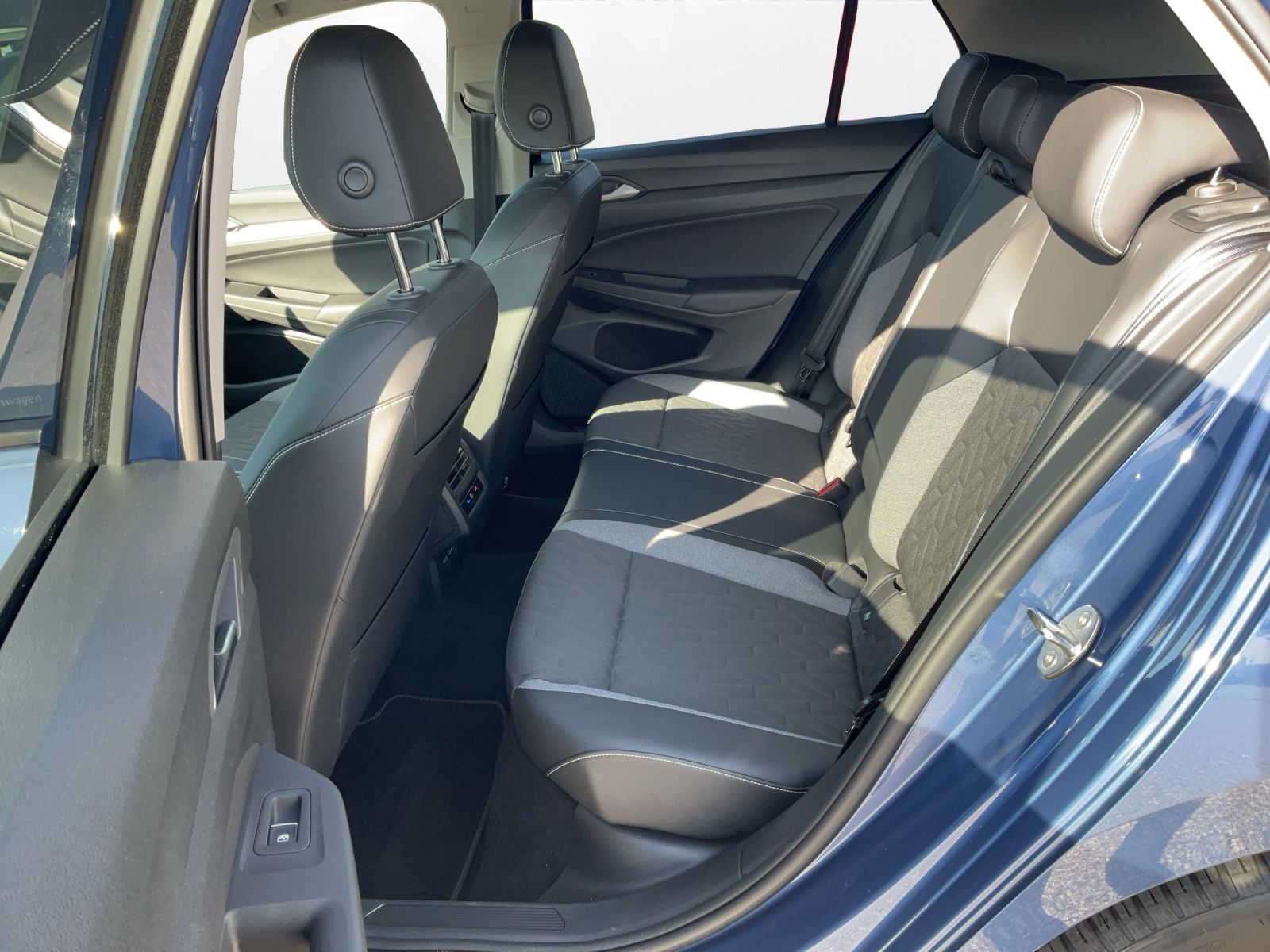 Volkswagen Golf - Bild 11