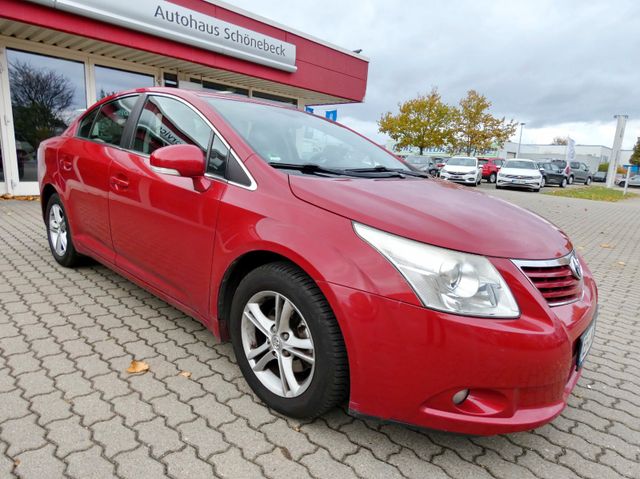 TOYOTA Avensis Sol Lim4 2.0 D-4D DPF