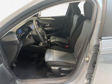 Fotografie 13 des Opel Corsa F 1.2 75ps Komfort+Tech-Paket