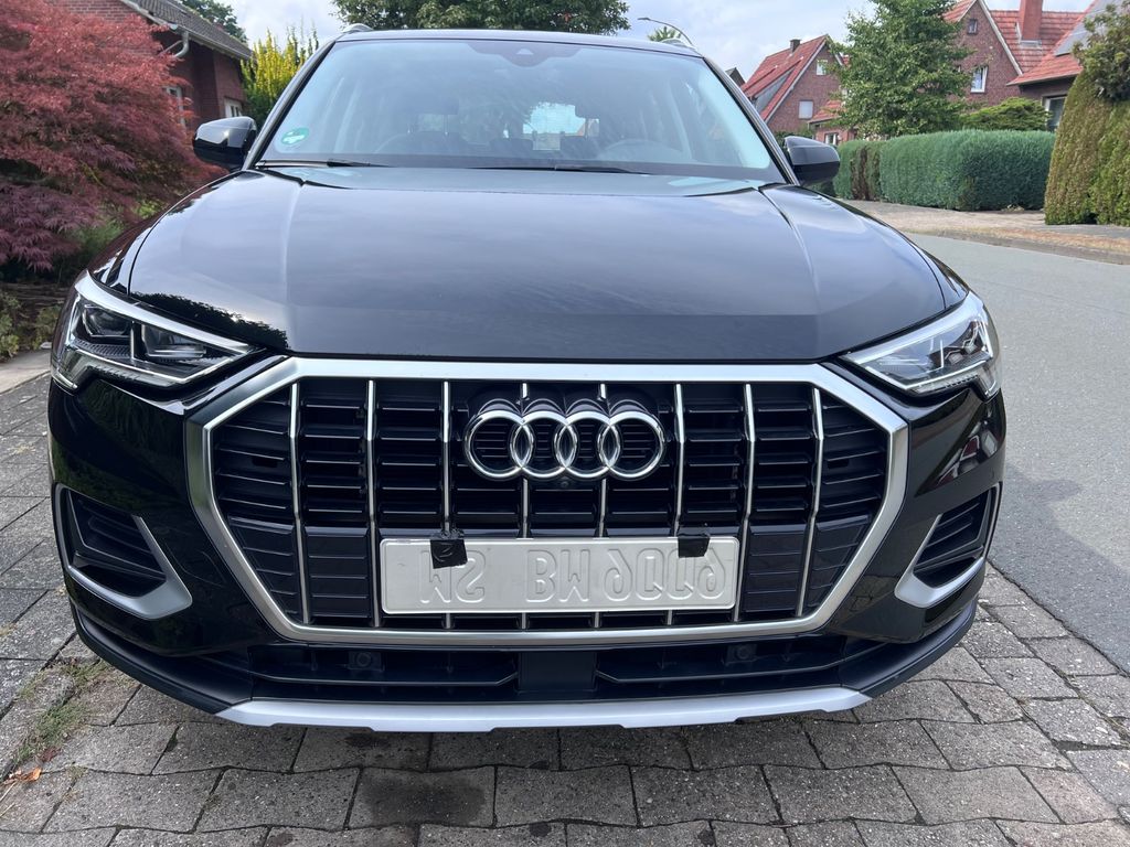 Image of Audi Q3