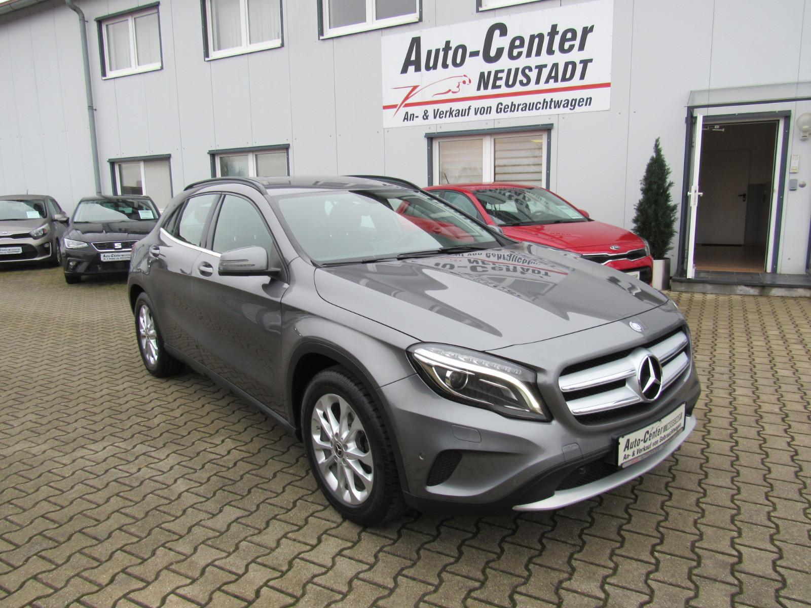 Mercedes-Benz GLA 200, NAVI, XENON, AHK, PDC..