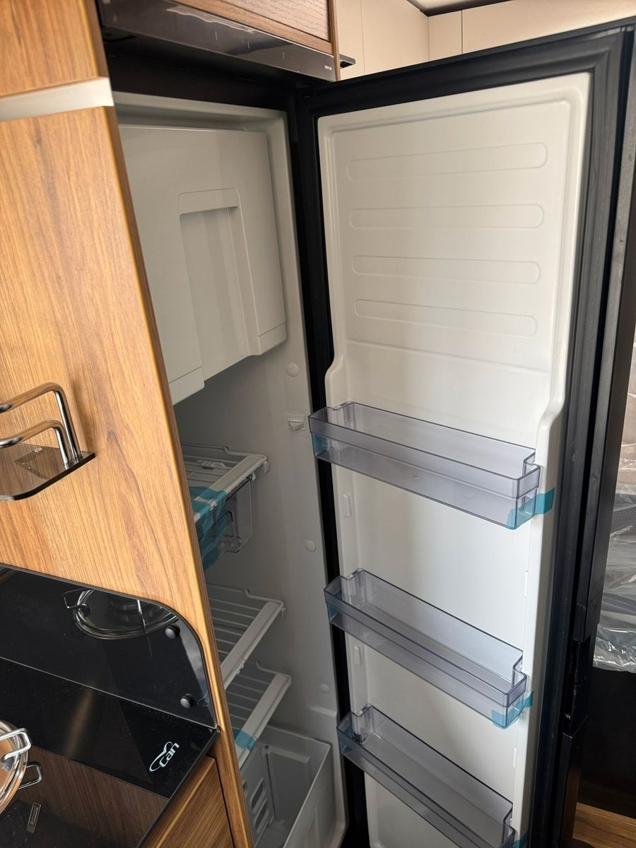 Fahrzeugabbildung Karmann Dexter DE 580 140 PS und Concept Paket