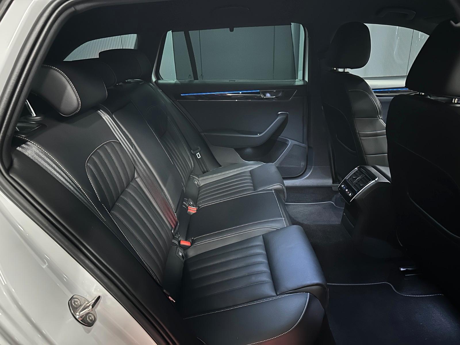 Skoda Superb Combi L&K *19Zoll*AHK*Standhzg*COLUMBUS*, миниатюра 30