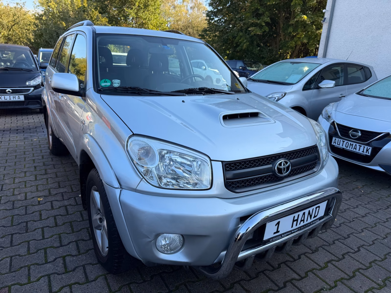 TOYOTA RAV4 - 2.0 D-4D  4X4 - 116 CV - BVM - VOLANT CUIR