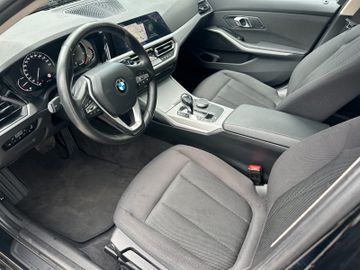 BMW 318 - 8