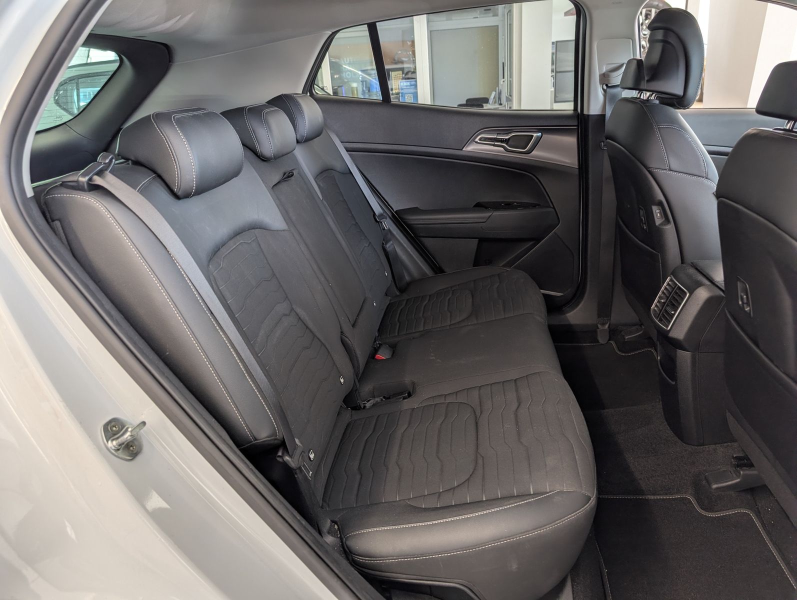 KIA Sportage  1.6 T-GDI 48V 2WD DCT Vision Komfort – Bild 11