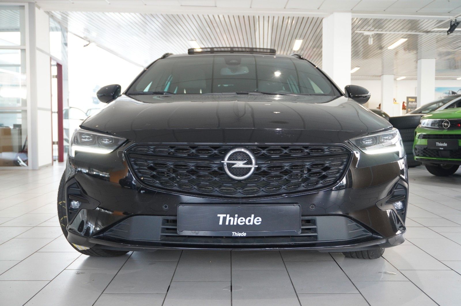 Fahrzeugabbildung Opel Insignia B ST 2.0D ULTIMATE NAVI/OPC/KAMERA/AHK
