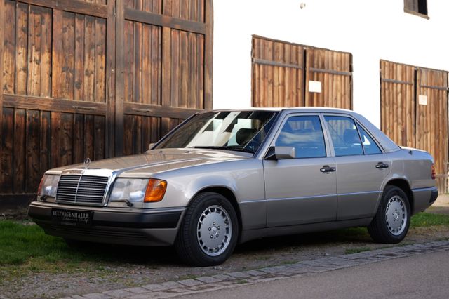 Mercedes-Benz 260E W124 *Reiserechner*Klima*Leder*Heckrollo*