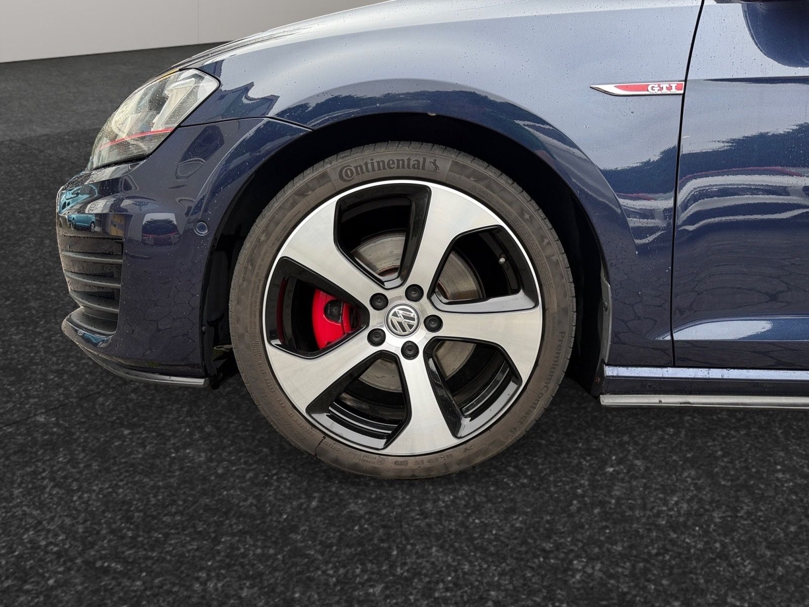 Fahrzeugabbildung Volkswagen Golf VII Lim. GTI BMT*Pano*Leder*Standheizung*