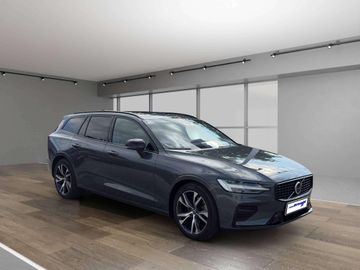 Volvo V60 Plus Dark B4 Mild-Hybrid Benzin*Head-Up*360 