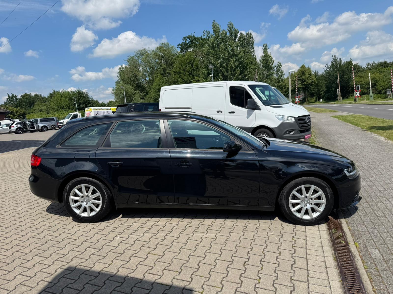 Audi A4 2013 — interior