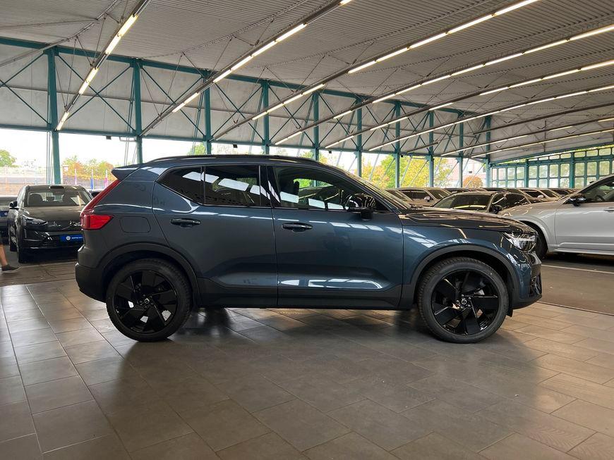 Volvo XC40 B3 Plus Black-Edition DKG 360° Pixel-LED Al