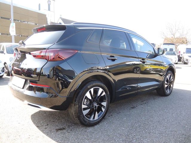 Grandland Plug-in-Hybrid 1.6 Elegance