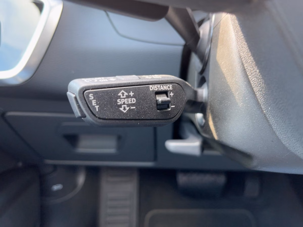 Audi A6 Avant 45 TFSI Sport quattro NAVI+AHK+LED+KAM