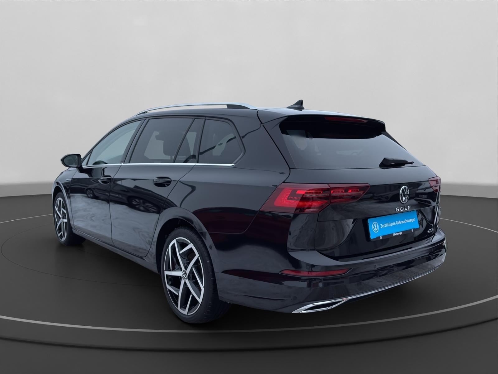 Volkswagen Golf VIII Variant 1.5 eTSI Style +STANDHEIZUNG++