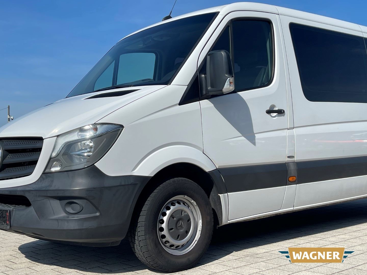 Fahrzeugabbildung Mercedes-Benz Sprinter II Kombi 214 CDI Klima 9-Sitzer