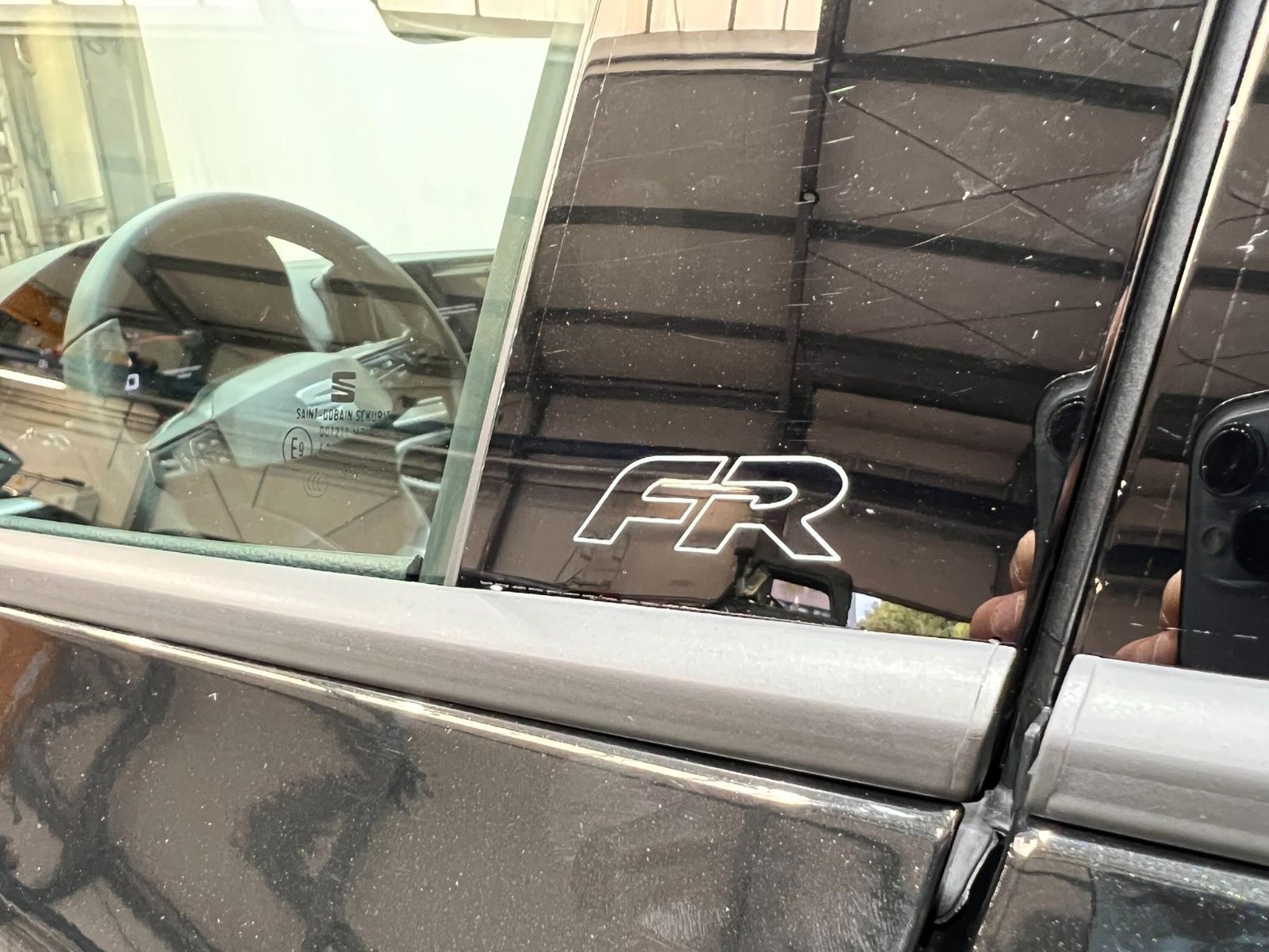 Fahrzeugabbildung SEAT Arona 1.0 TSI 85kW FR DSG