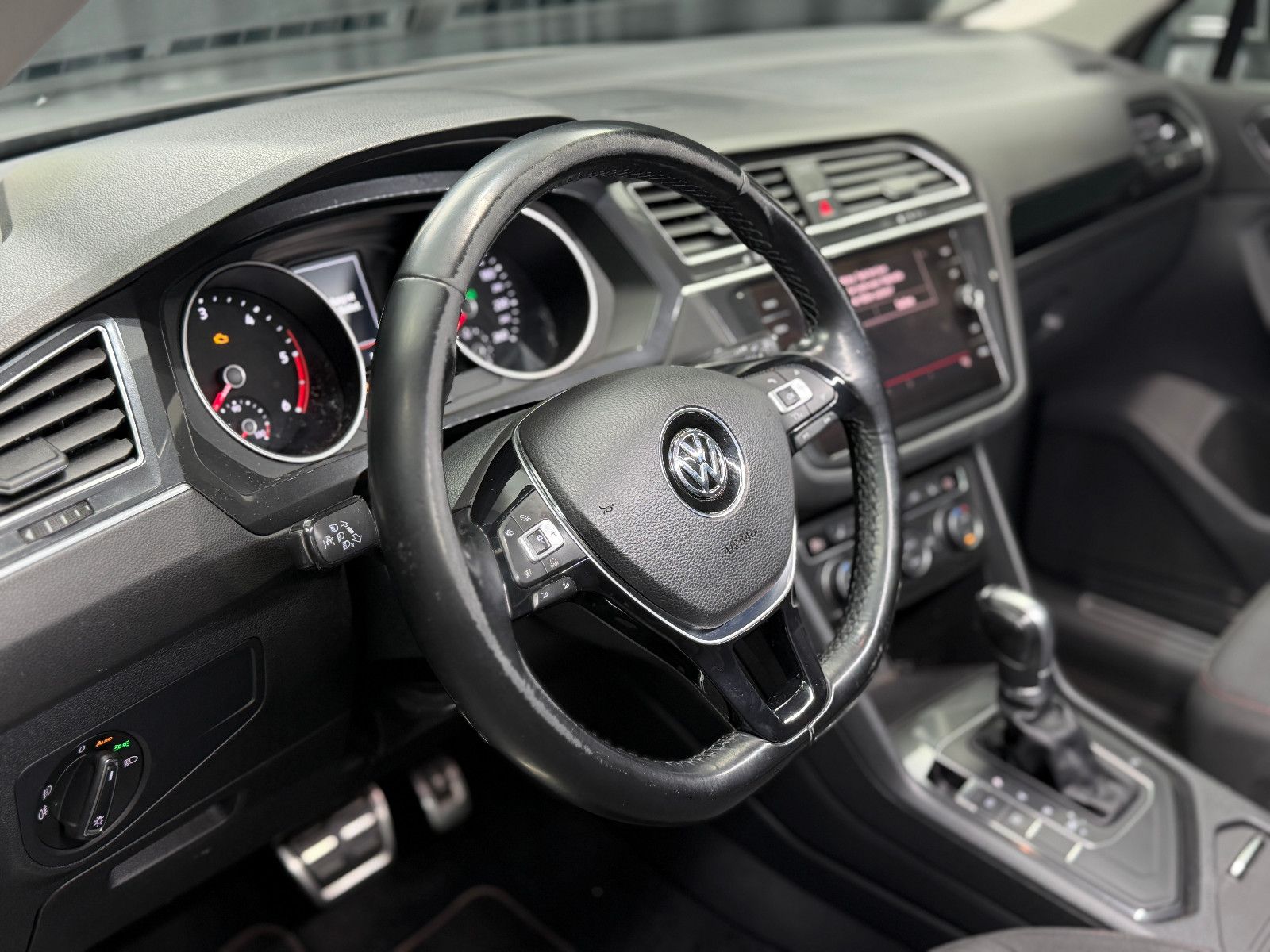 Fahrzeugabbildung Volkswagen Tiguan Sound |AUTOMATIK|DSG|PDC