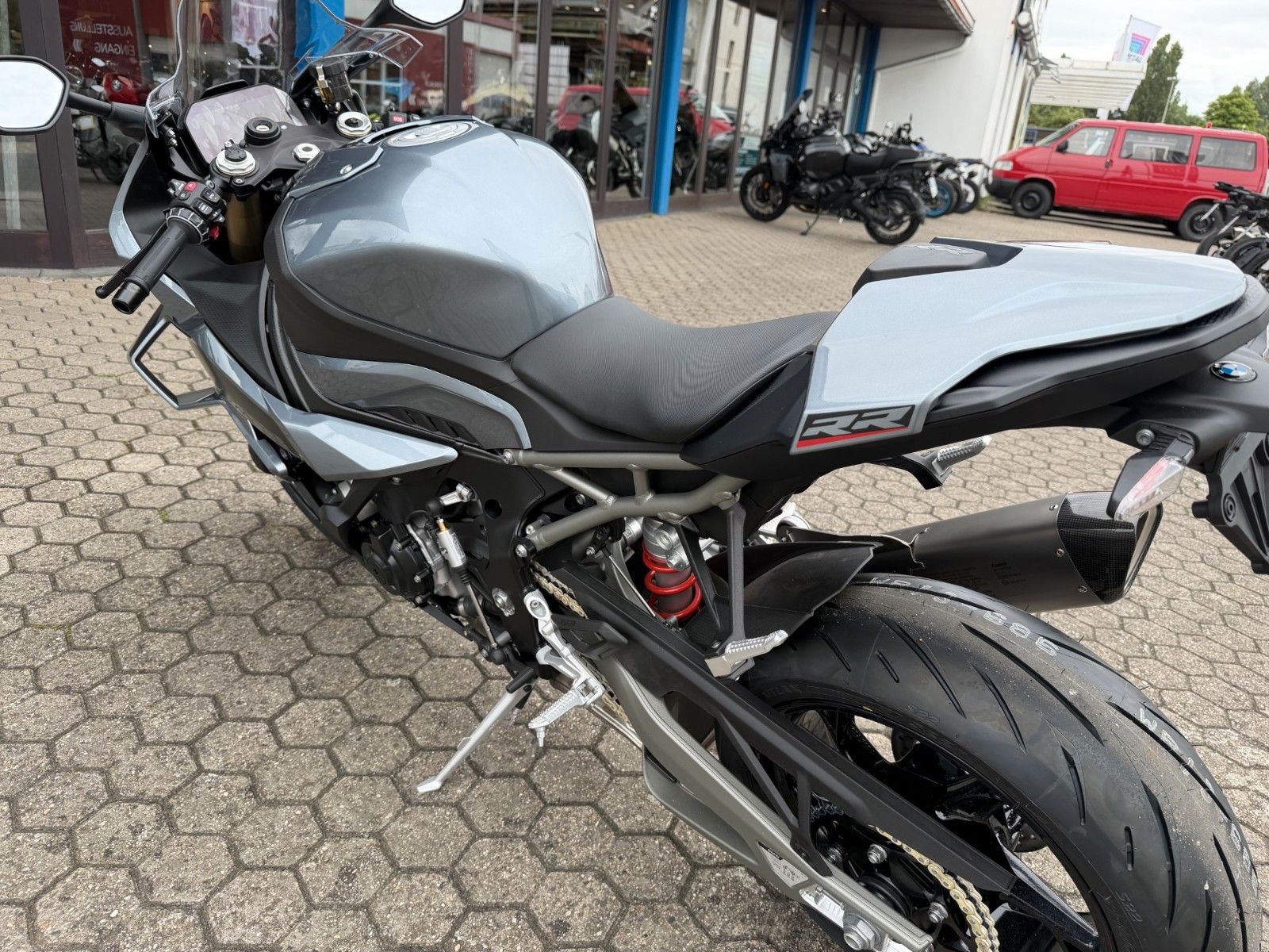 Fahrzeugabbildung BMW S 1000 RR Akrapovic, M-Kette, Race Paket